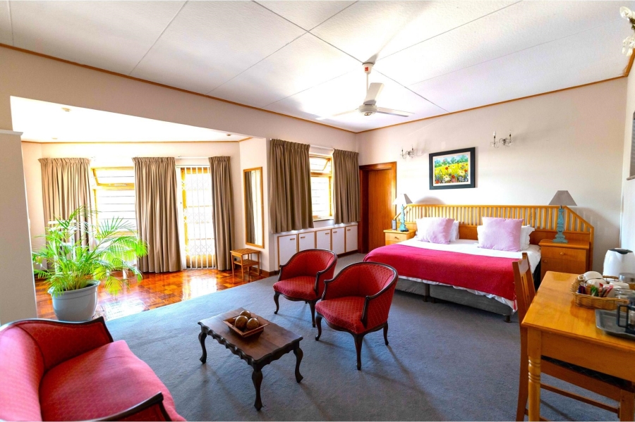 5 Bedroom Property for Sale in St Georges Park Eastern Cape